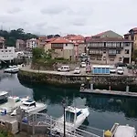 Centro Y Mar En *