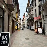 Centro Y Mar En Llanes